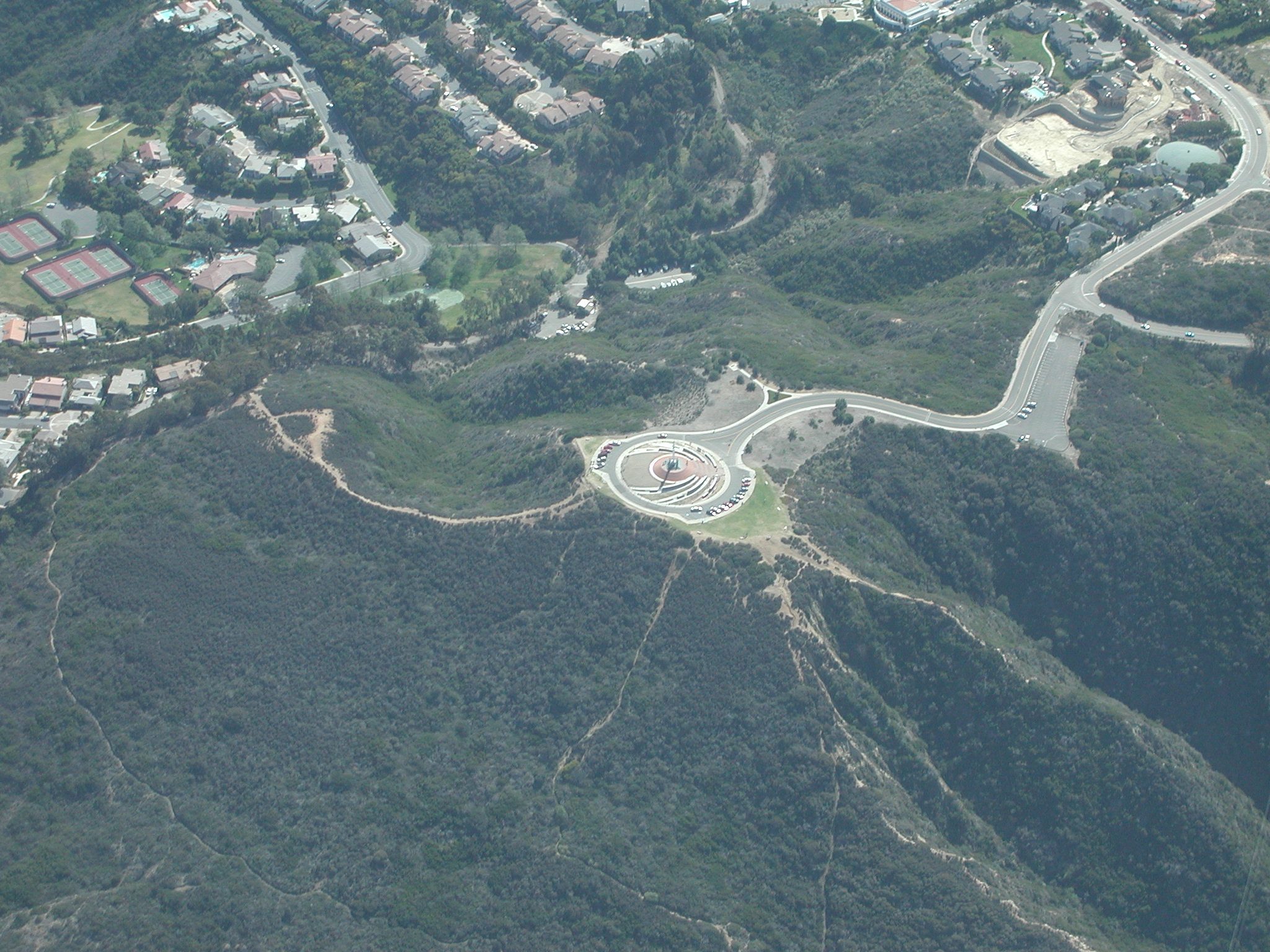 mt. soledad figure